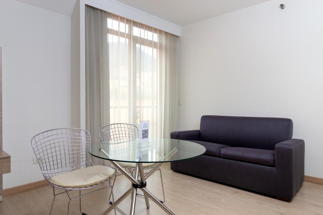Hotel Rosales Plaza Μπογκοτά Εξωτερικό φωτογραφία